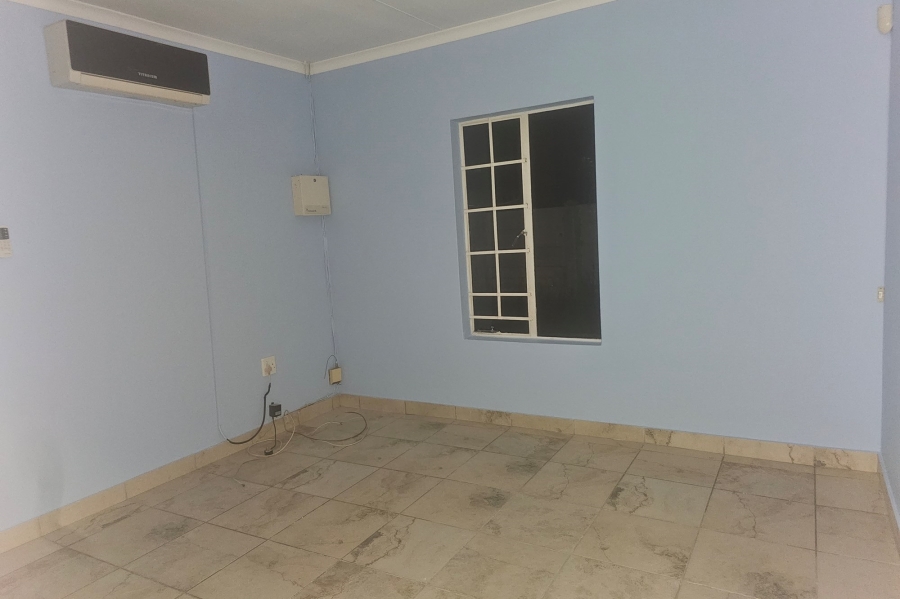 To Let 3 Bedroom Property for Rent in Waterval East North West
